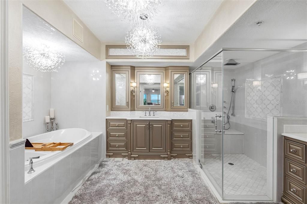For Sale: $2,250,000 (3 beds, 3 baths, 2659 Square Feet)