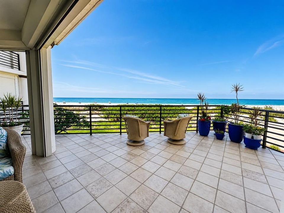 For Sale: $2,250,000 (3 beds, 3 baths, 2659 Square Feet)