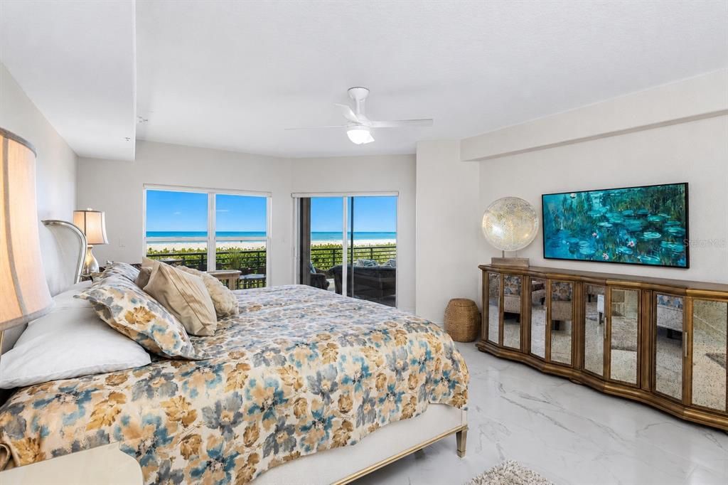 For Sale: $2,250,000 (3 beds, 3 baths, 2659 Square Feet)