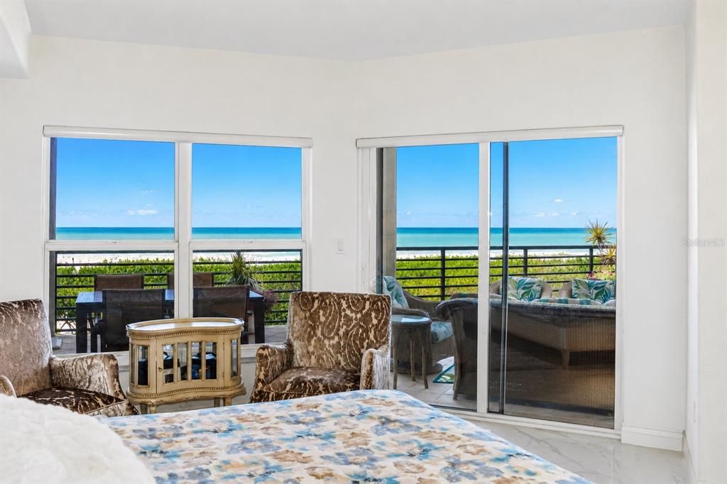 For Sale: $2,250,000 (3 beds, 3 baths, 2659 Square Feet)