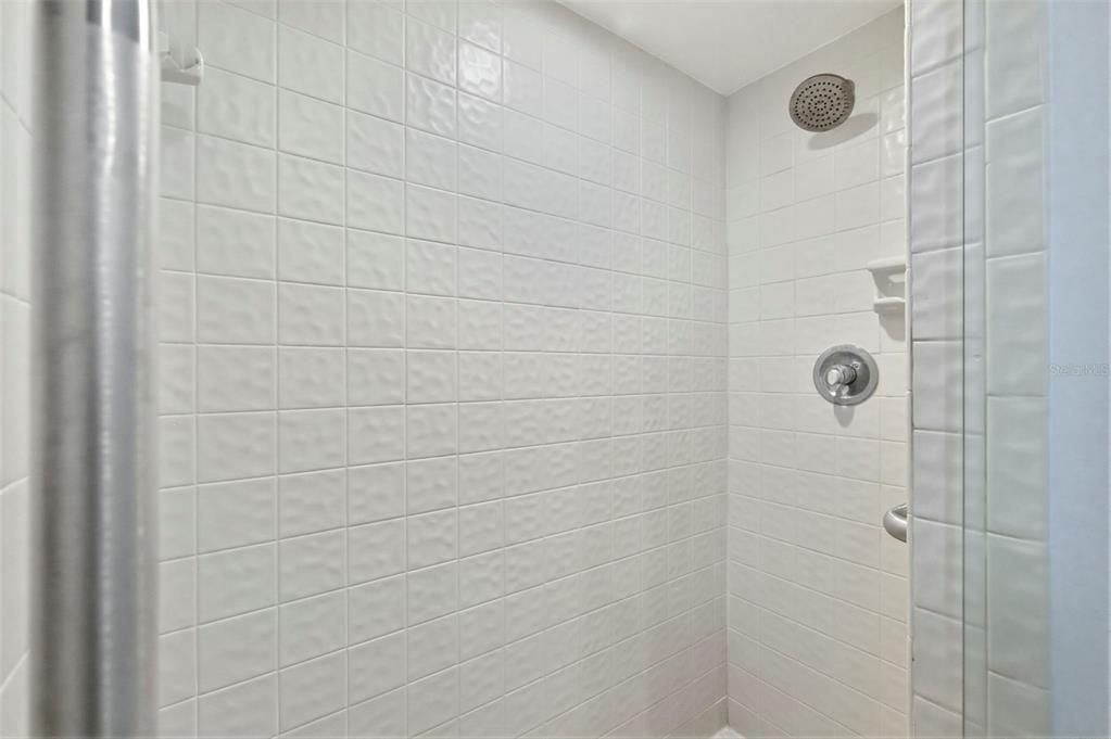 For Sale: $229,900 (2 beds, 2 baths, 1110 Square Feet)