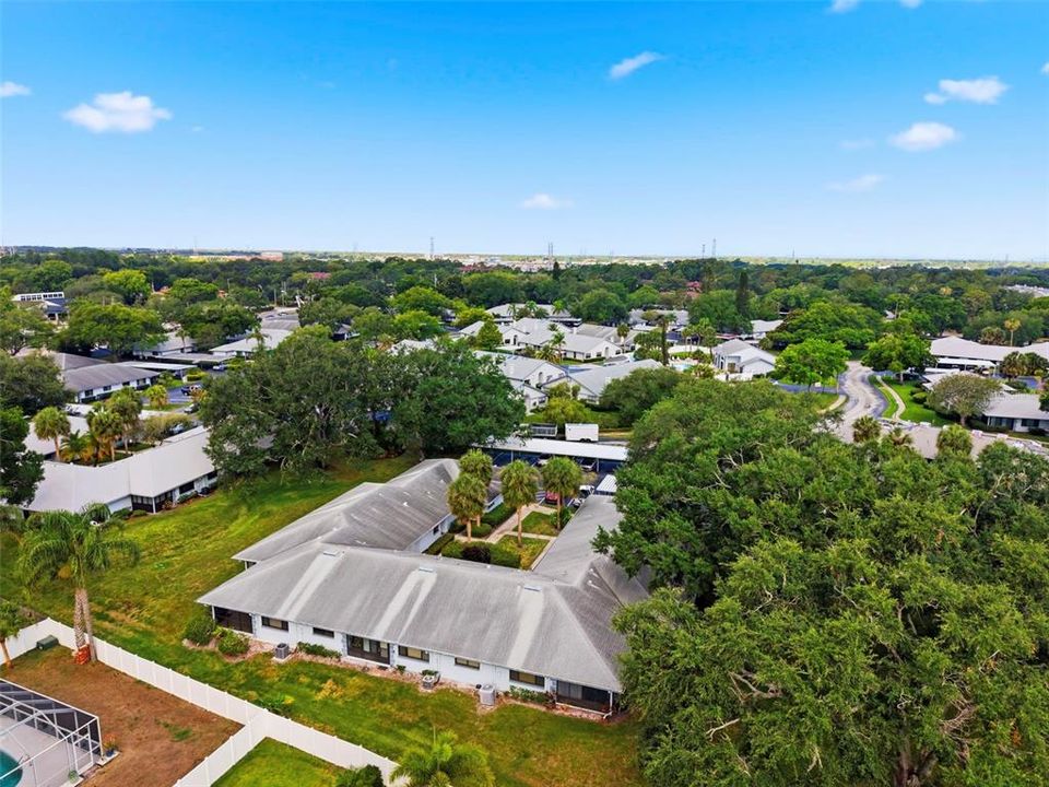 For Sale: $229,900 (2 beds, 2 baths, 1110 Square Feet)