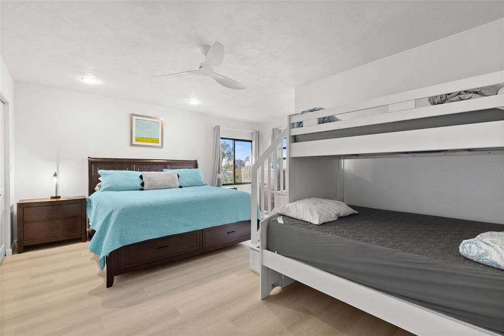 For Sale: $1,500,000 (3 beds, 3 baths, 3574 Square Feet)