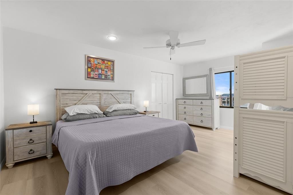For Sale: $1,500,000 (3 beds, 3 baths, 3574 Square Feet)