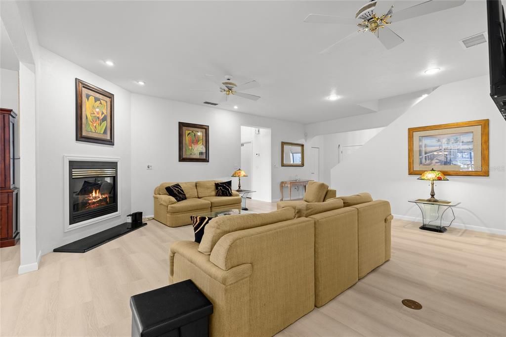 For Sale: $1,500,000 (3 beds, 3 baths, 3574 Square Feet)