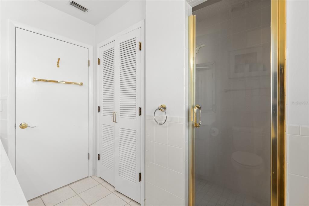 For Sale: $1,500,000 (3 beds, 3 baths, 3574 Square Feet)