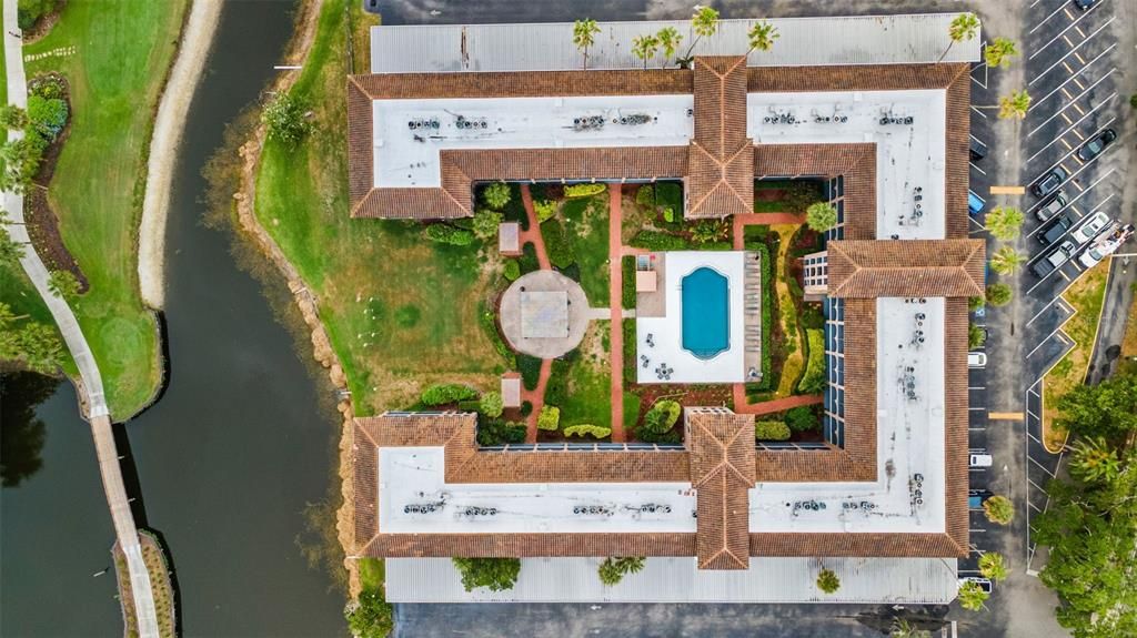For Sale: $248,000 (2 beds, 1 baths, 914 Square Feet)