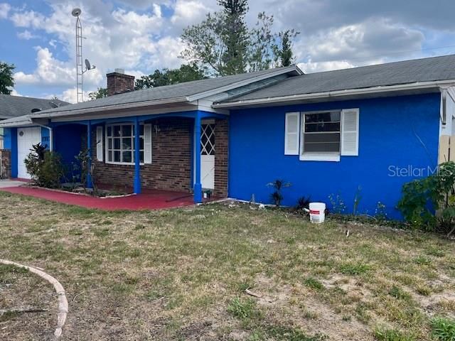 For Sale: $199,900 (2 beds, 1 baths, 1044 Square Feet)