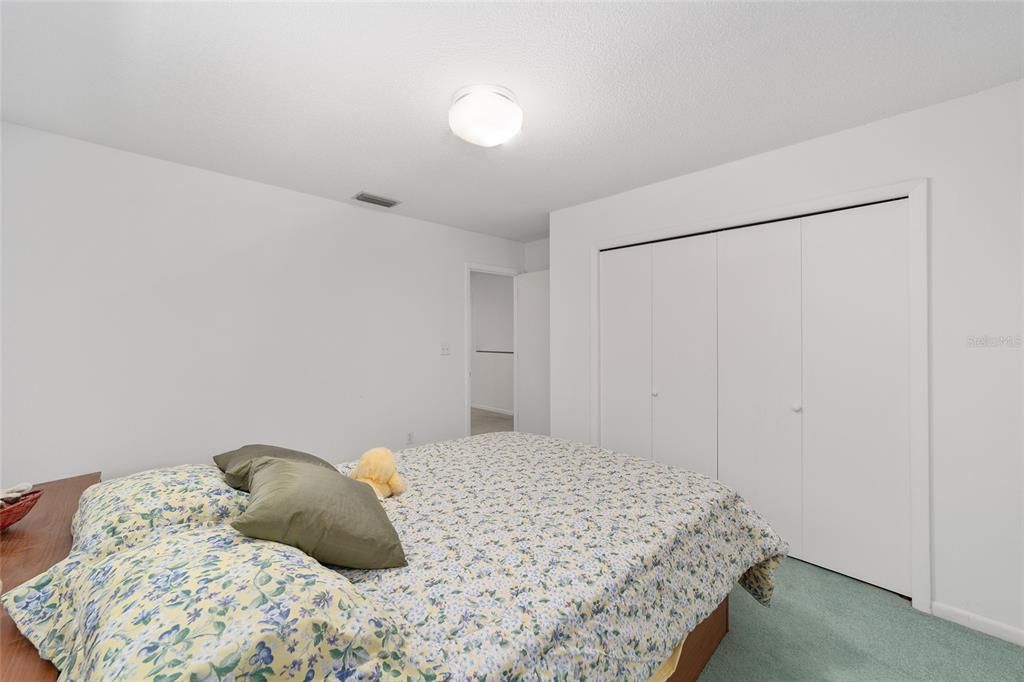 Activo con contrato: $499,000 (4 camas, 2 baños, 2873 Pies cuadrados)