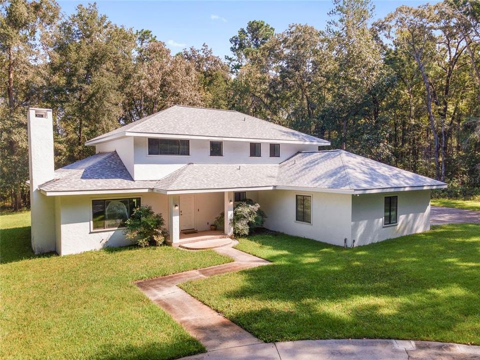 Activo con contrato: $499,000 (4 camas, 2 baños, 2873 Pies cuadrados)