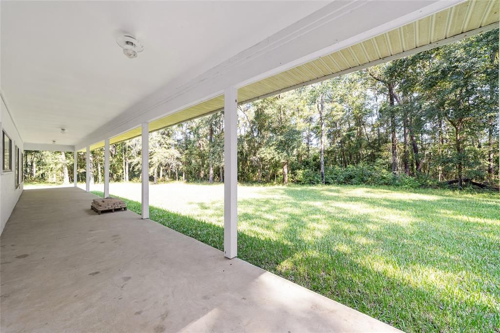 Activo con contrato: $499,000 (4 camas, 2 baños, 2873 Pies cuadrados)