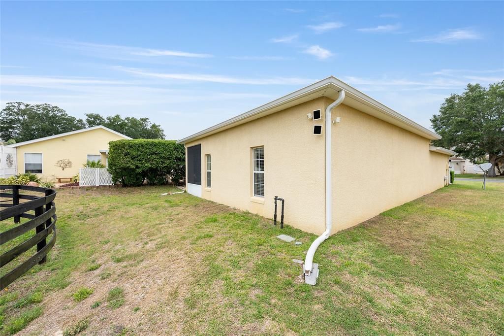 En Venta: $249,900 (2 camas, 2 baños, 1221 Pies cuadrados)