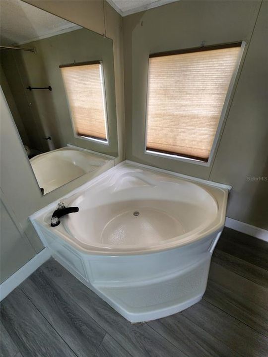 En Venta: $299,990 (3 camas, 2 baños, 1620 Pies cuadrados)