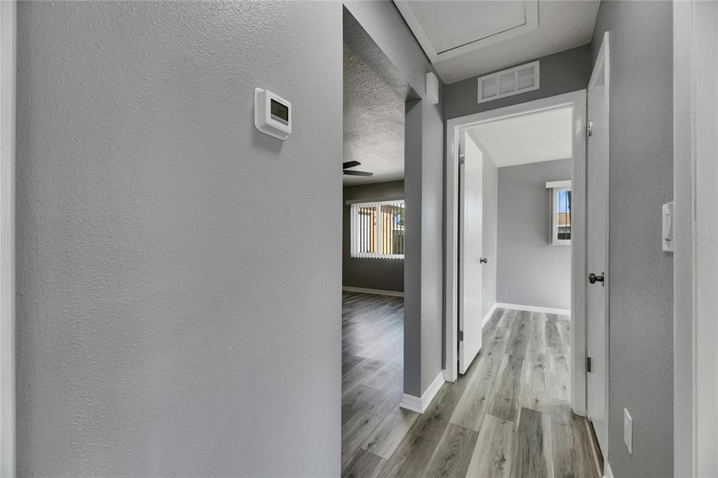 В аренду: $2,600 (2 спален, 2 ванн, 1193 Квадратных фут)