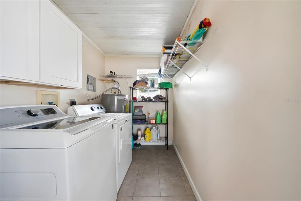 Activo con contrato: $385,000 (3 camas, 2 baños, 1328 Pies cuadrados)