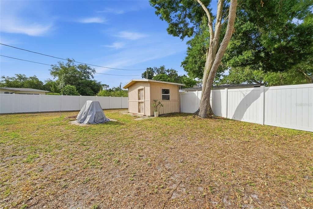 Activo con contrato: $385,000 (3 camas, 2 baños, 1328 Pies cuadrados)