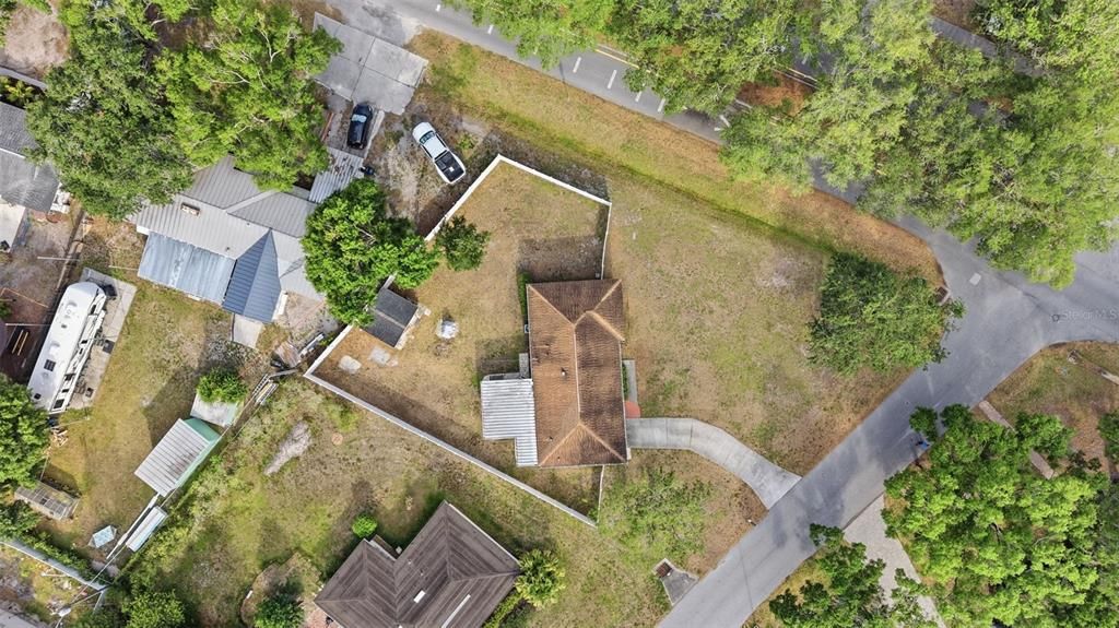 Activo con contrato: $385,000 (3 camas, 2 baños, 1328 Pies cuadrados)