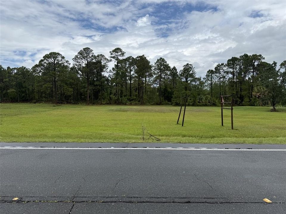 For Sale: $95,000 (1.02 acres)