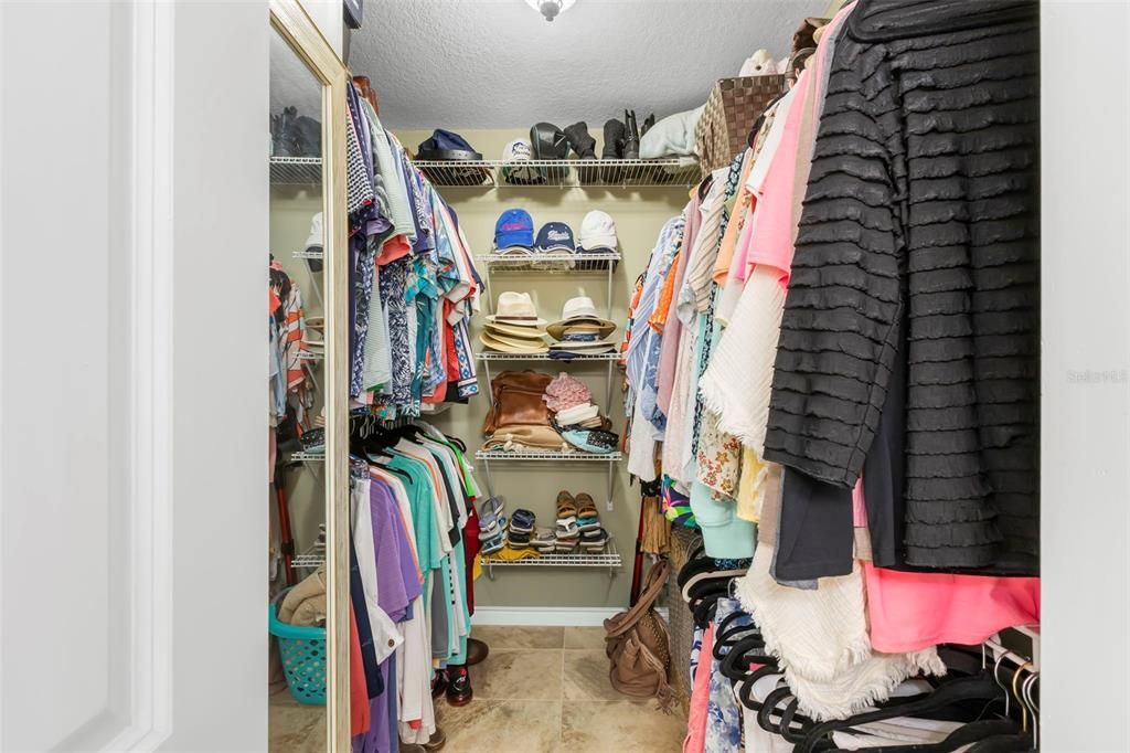 Activo con contrato: $468,000 (3 camas, 2 baños, 1876 Pies cuadrados)