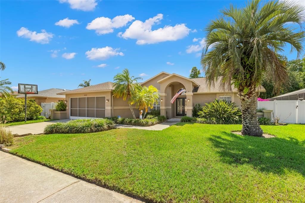 Activo con contrato: $468,000 (3 camas, 2 baños, 1876 Pies cuadrados)
