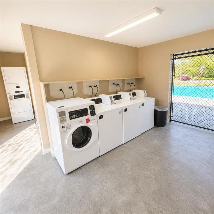 В аренду: $1,300 (1 спален, 1 ванн, 500 Квадратных фут)