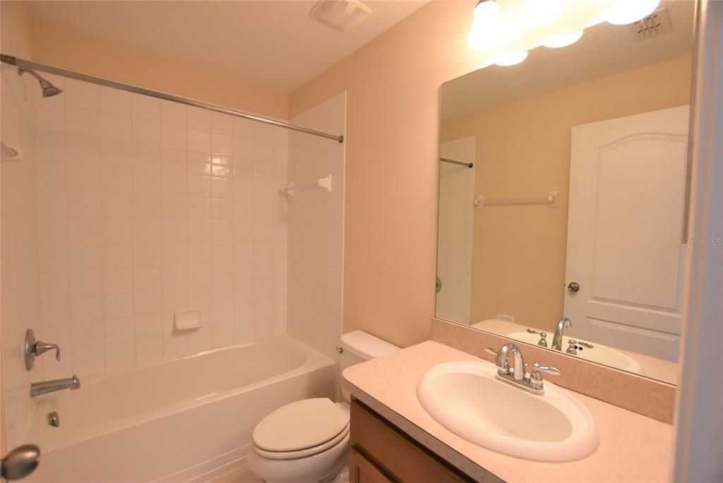 В аренду: $1,549 (2 спален, 2 ванн, 1224 Квадратных фут)