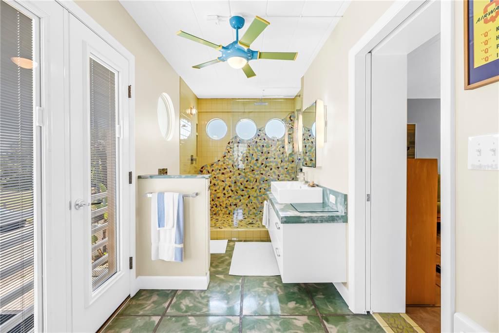 For Sale: $1,599,000 (4 beds, 3 baths, 3184 Square Feet)