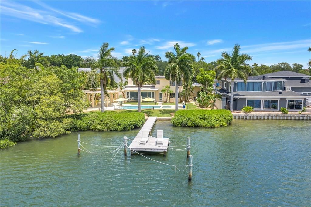For Sale: $1,599,000 (4 beds, 3 baths, 3184 Square Feet)