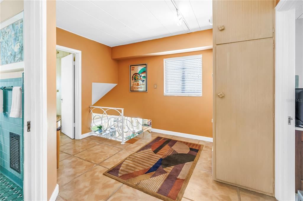 For Sale: $1,599,000 (4 beds, 3 baths, 3184 Square Feet)