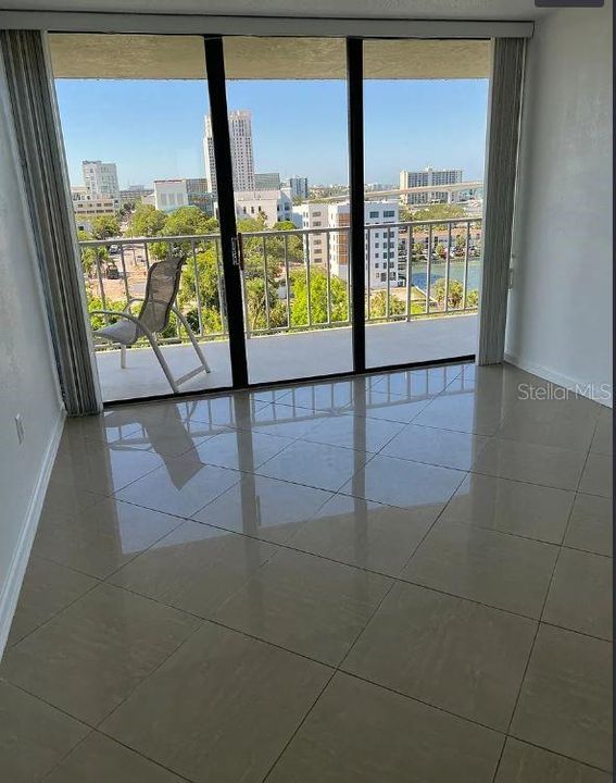 В аренду: $2,100 (2 спален, 2 ванн, 1090 Квадратных фут)