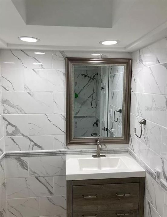 В аренду: $2,100 (2 спален, 2 ванн, 1090 Квадратных фут)