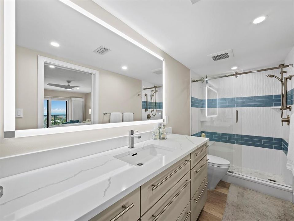 For Sale: $995,000 (2 beds, 2 baths, 1409 Square Feet)