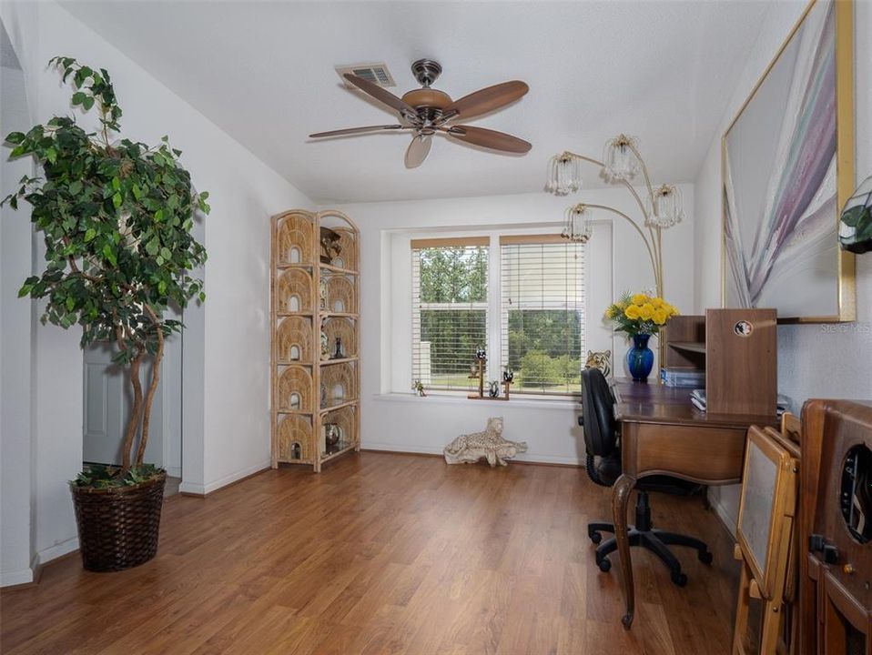 For Sale: $547,000 (3 beds, 2 baths, 2536 Square Feet)