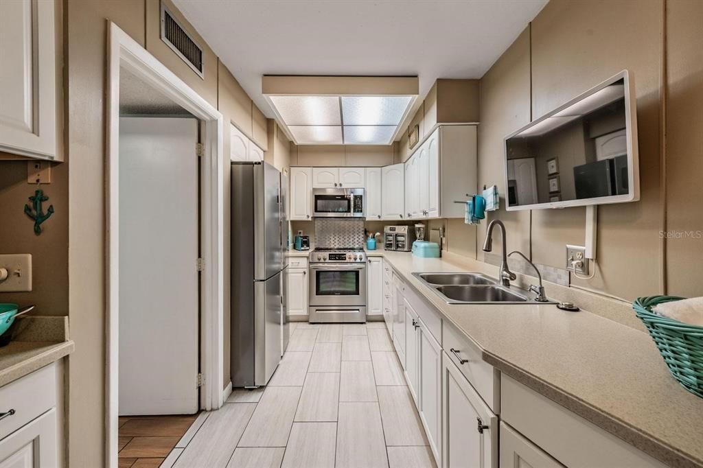 En Venta: $245,000 (2 camas, 2 baños, 1090 Pies cuadrados)