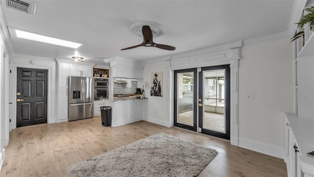 En Venta: $449,900 (3 camas, 2 baños, 1624 Pies cuadrados)