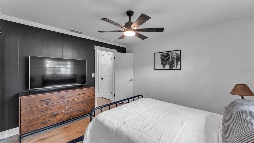 En Venta: $449,900 (3 camas, 2 baños, 1624 Pies cuadrados)