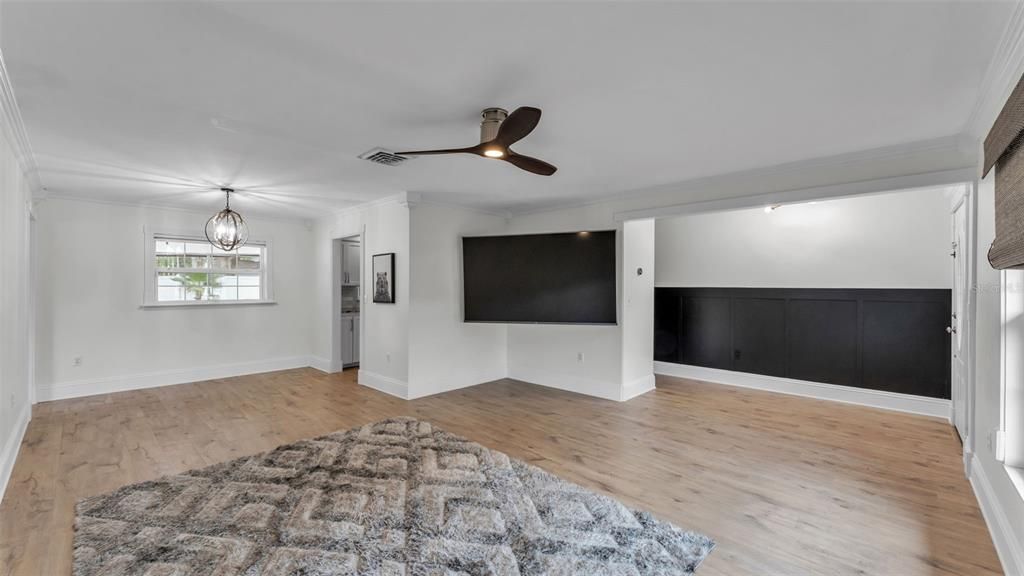 En Venta: $449,900 (3 camas, 2 baños, 1624 Pies cuadrados)