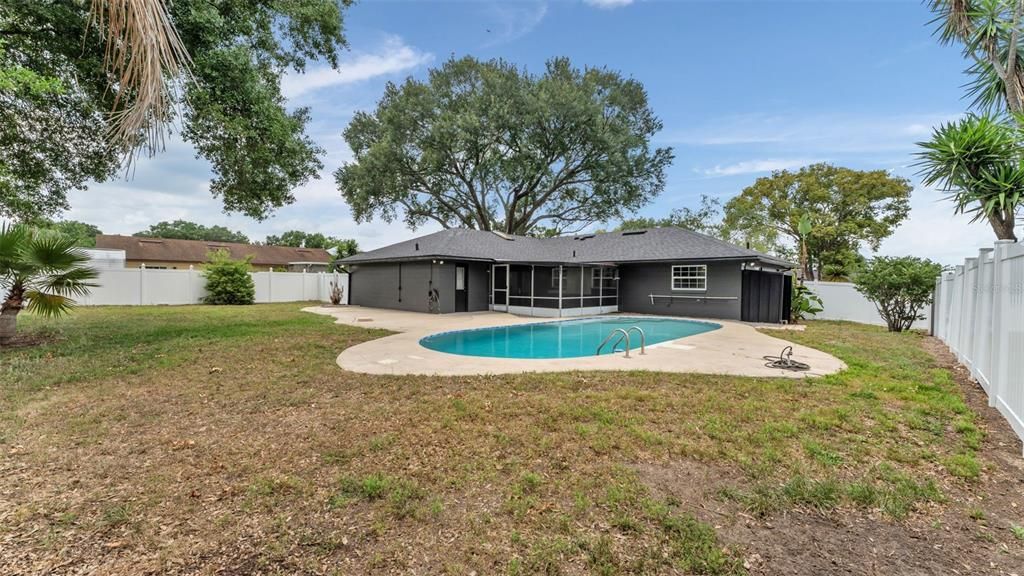 En Venta: $449,900 (3 camas, 2 baños, 1624 Pies cuadrados)