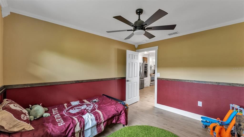 En Venta: $449,900 (3 camas, 2 baños, 1624 Pies cuadrados)