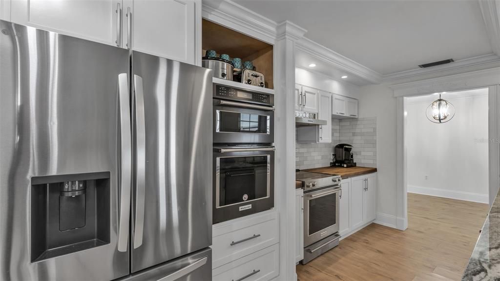 En Venta: $449,900 (3 camas, 2 baños, 1624 Pies cuadrados)