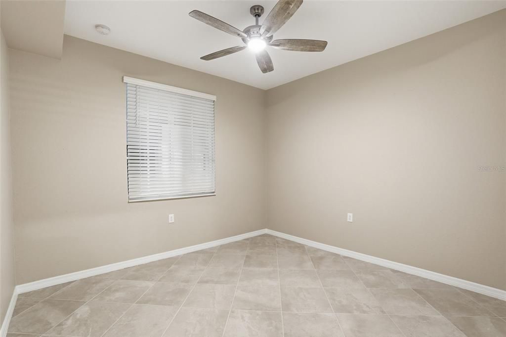 For Sale: $209,000 (2 beds, 2 baths, 1194 Square Feet)
