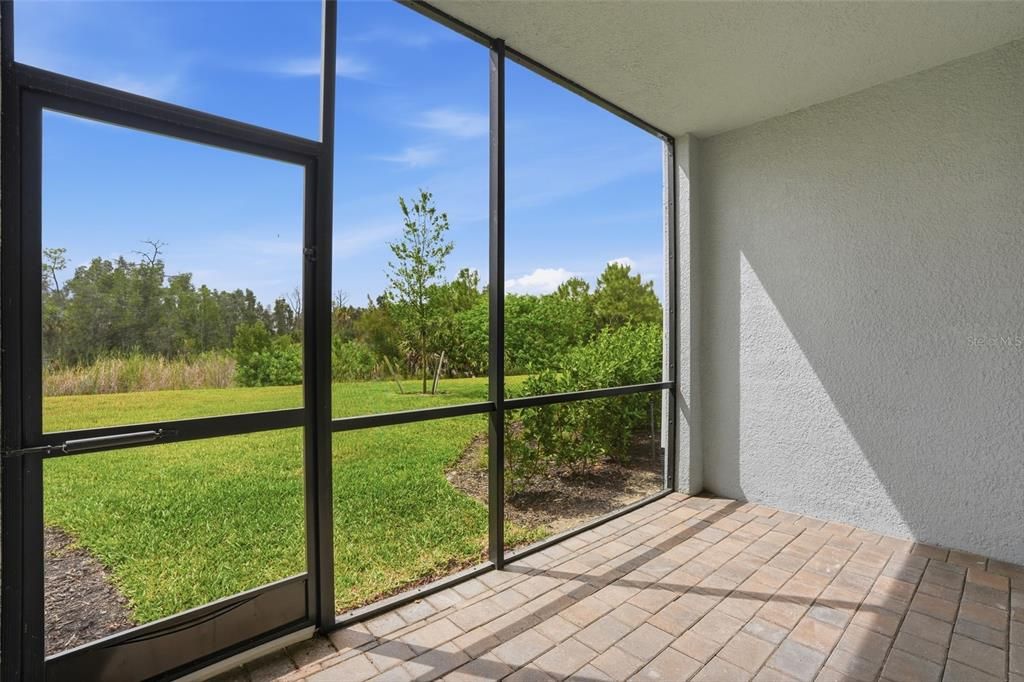 For Sale: $209,000 (2 beds, 2 baths, 1194 Square Feet)