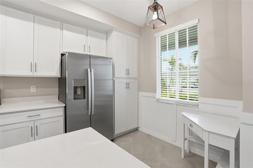 For Sale: $209,000 (2 beds, 2 baths, 1194 Square Feet)