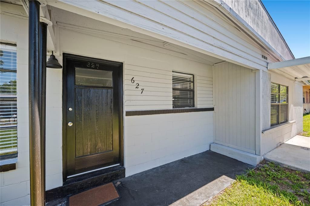 Active With Contract: $179,900 (3 beds, 1 baths, 1142 Square Feet)