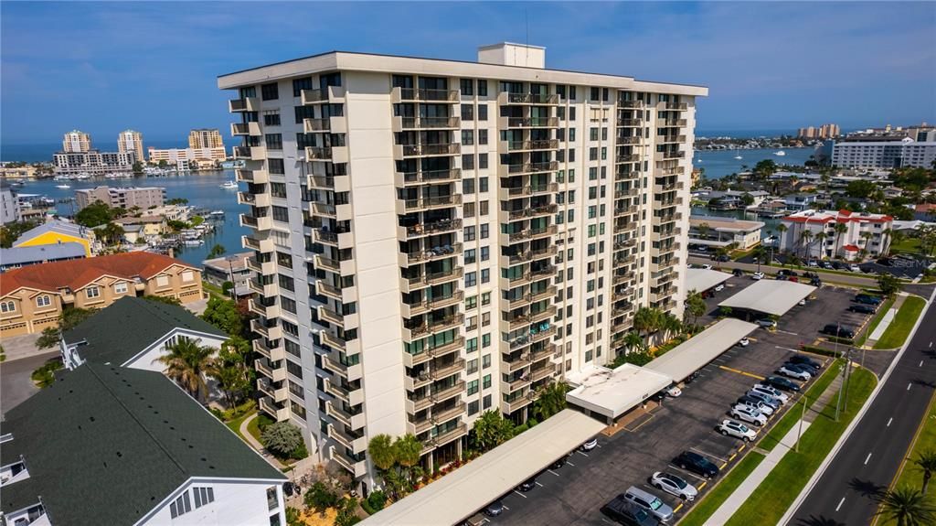 For Sale: $429,000 (2 beds, 2 baths, 1390 Square Feet)