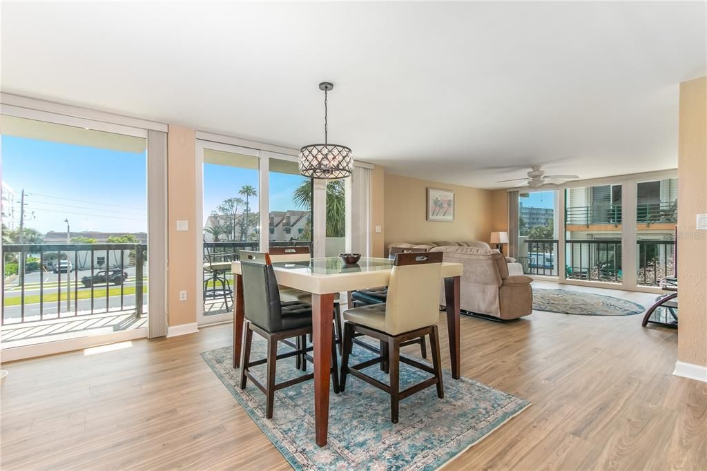 For Sale: $429,000 (2 beds, 2 baths, 1390 Square Feet)