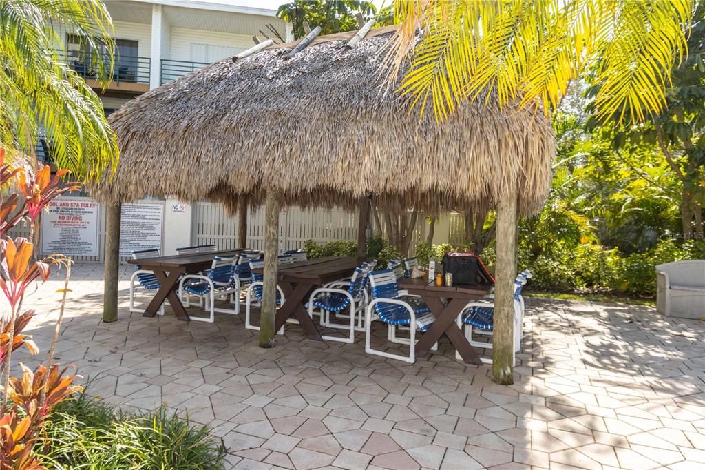 For Sale: $429,000 (2 beds, 2 baths, 1390 Square Feet)
