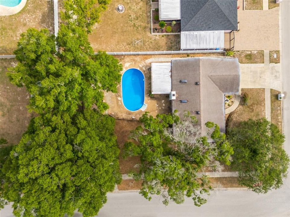 Active With Contract: $369,900 (3 beds, 2 baths, 1481 Square Feet)