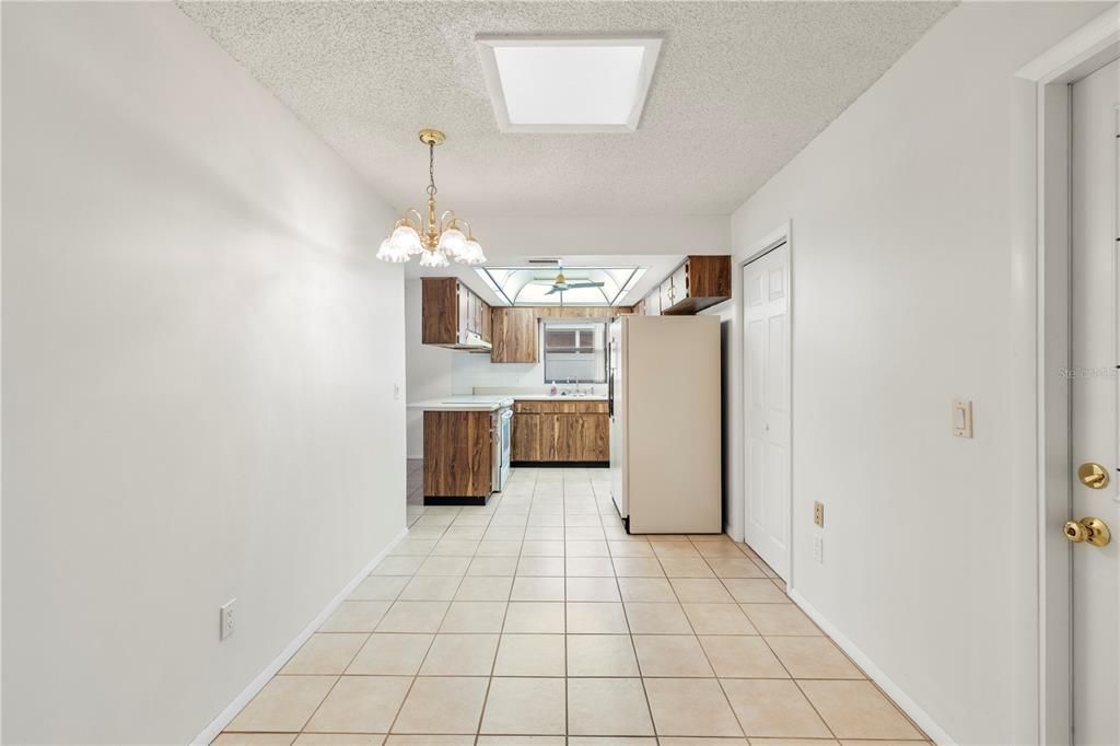 Active With Contract: $369,900 (3 beds, 2 baths, 1481 Square Feet)