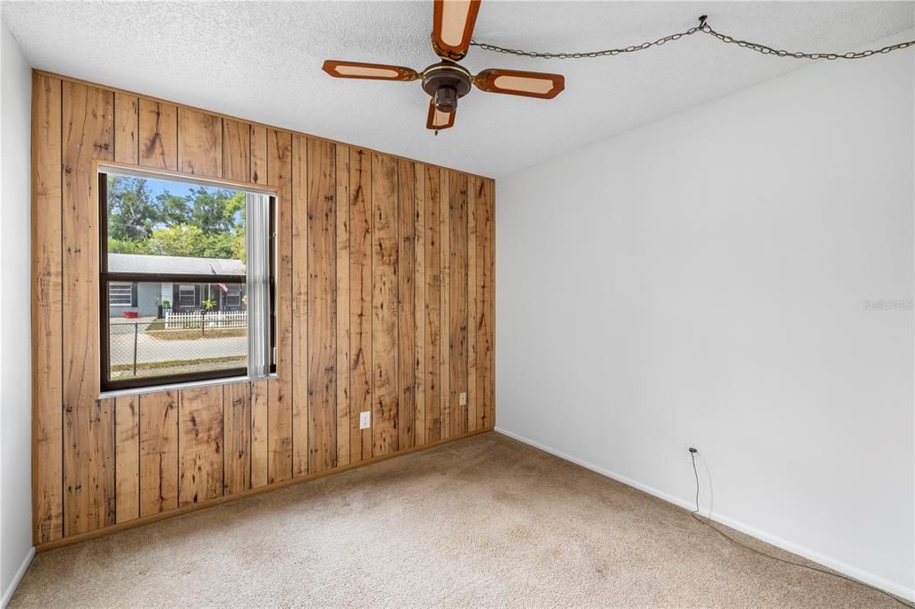 Active With Contract: $369,900 (3 beds, 2 baths, 1481 Square Feet)